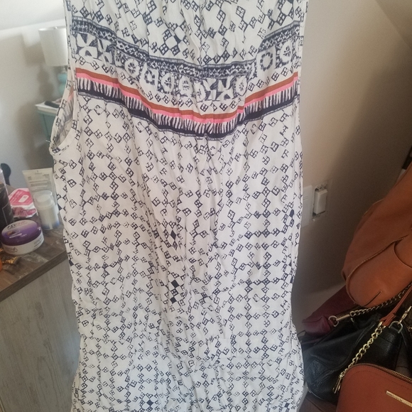 Loft Romper - Picture 2 of 4